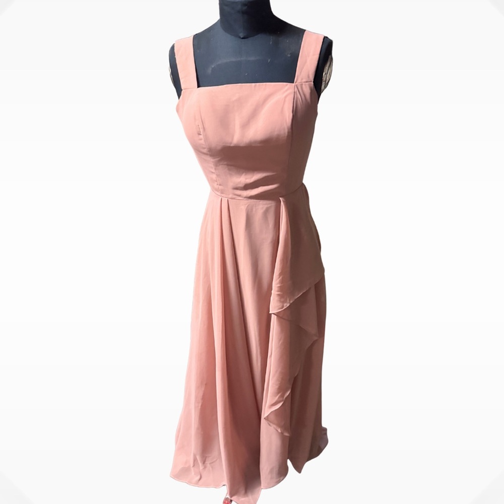 Elegant Pink Sleeveless Dress